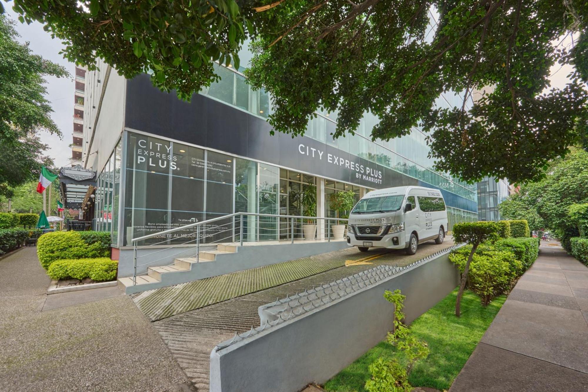 City Express Plus By Marriott Ciudad De Mexico Insurgentes Sur Esterno foto